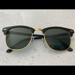 Rayban Clubmaster Classic RB3016 WO365 49-21